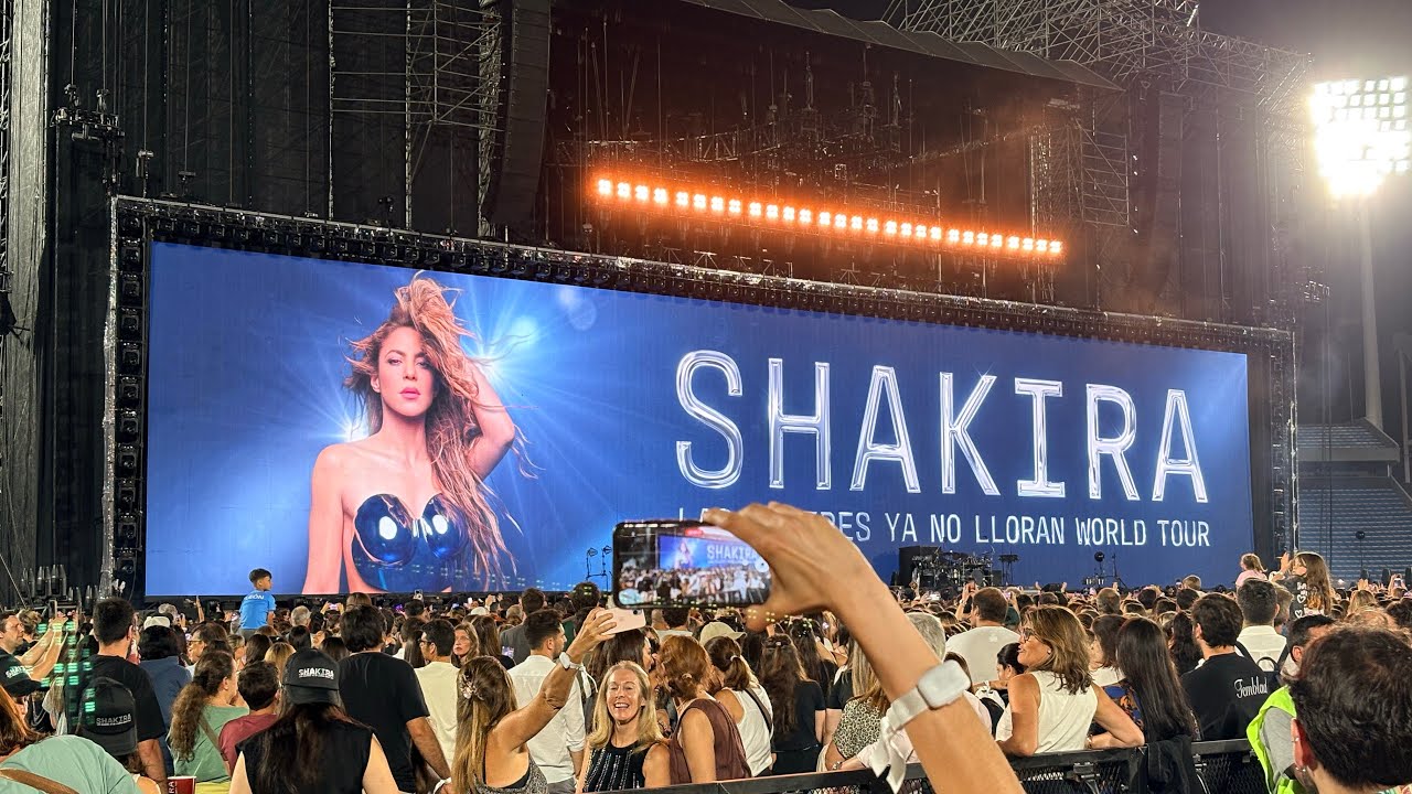 Shakira #Lasmujeresyanolloran #worldtour2025