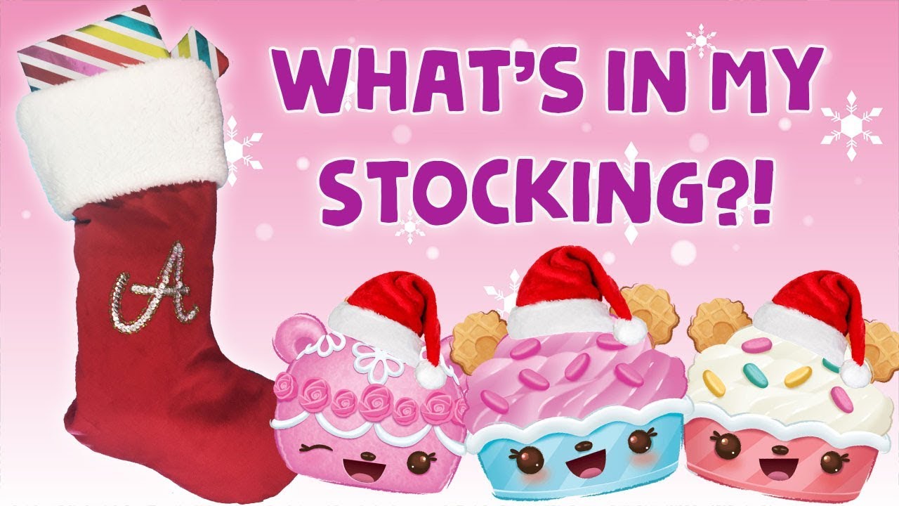 What's In My Stocking 2017! Inside MandaPanda's Christmas Stocking