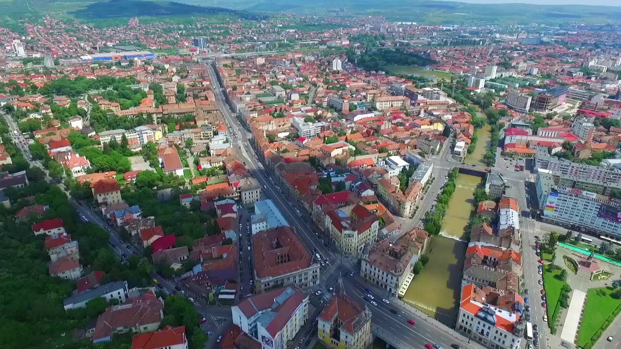Cluj vazut de sus de la Cetățuie - filmare drona