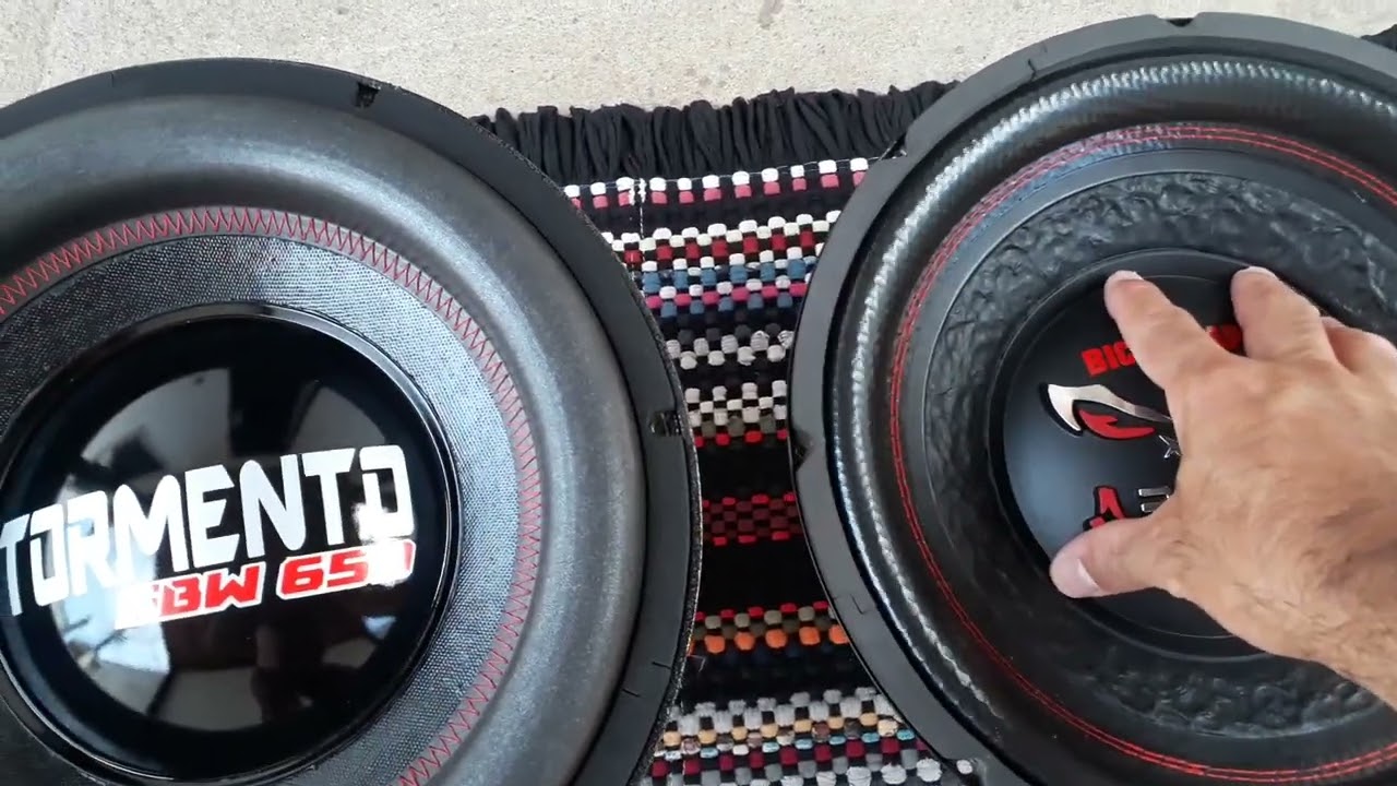 Comparação do subwoofer SBW tormento 650w 12p com o Bicho Papão 600w 12p