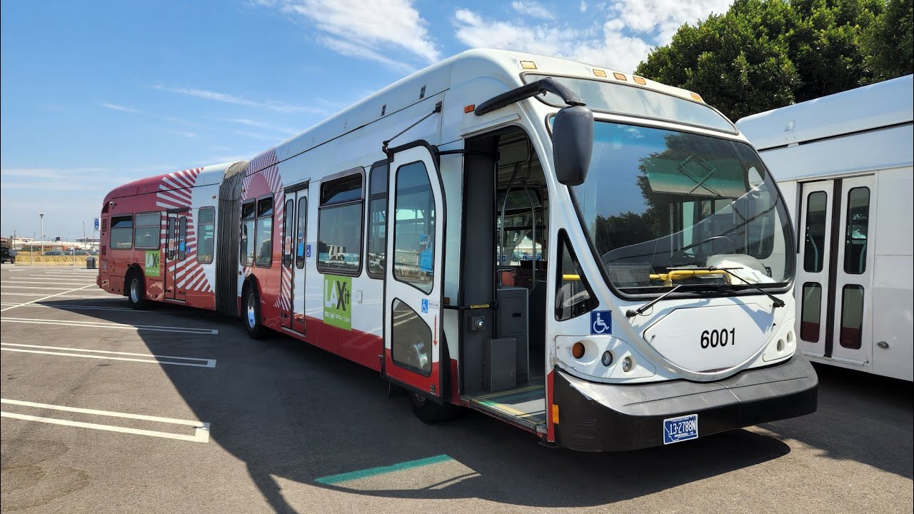 LA Charter Bus Lines 2008 NABI 60-BRT CNG #6001