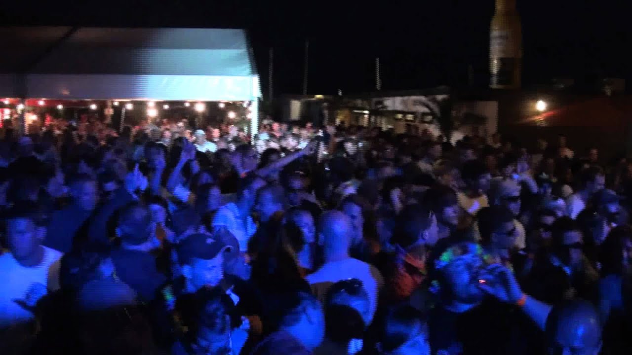 Sean Tyas Playing Josh Ferrin & Alan Morris - Precious Time Live @ Luminosity Beach Festival 2011