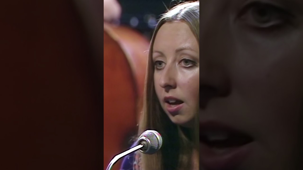 Pentangle performing Hunting Song in concert for the BBC in 1971 💫 watch the whole magical clip now!
