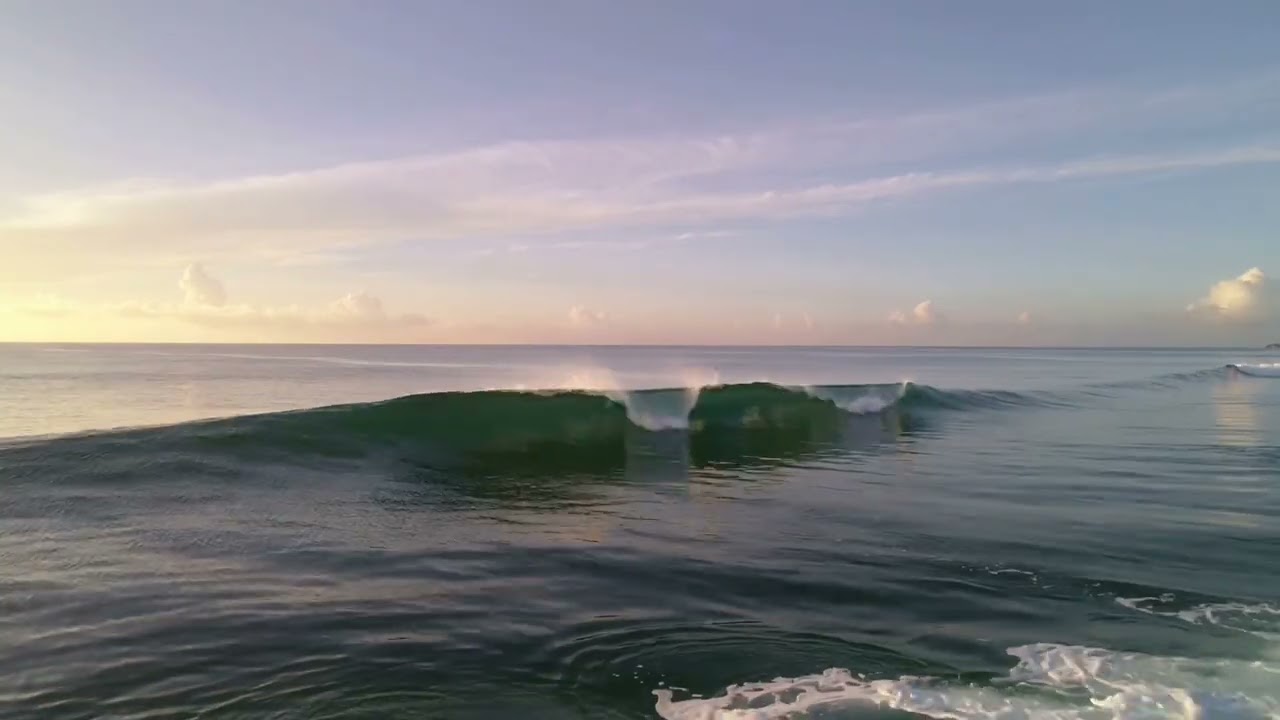 Gentle Ocean Waves | Calm Morning Background Video