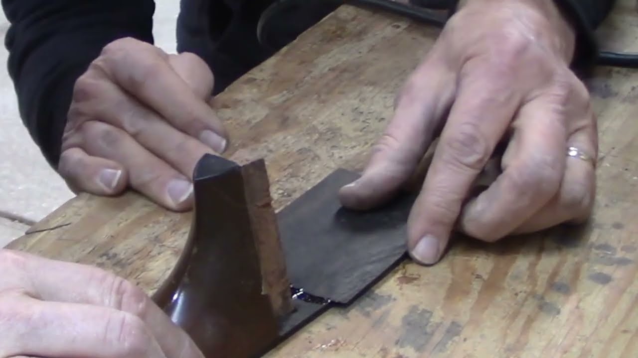 1927Martin Guitar Restoration, part 3: Removing the Neck