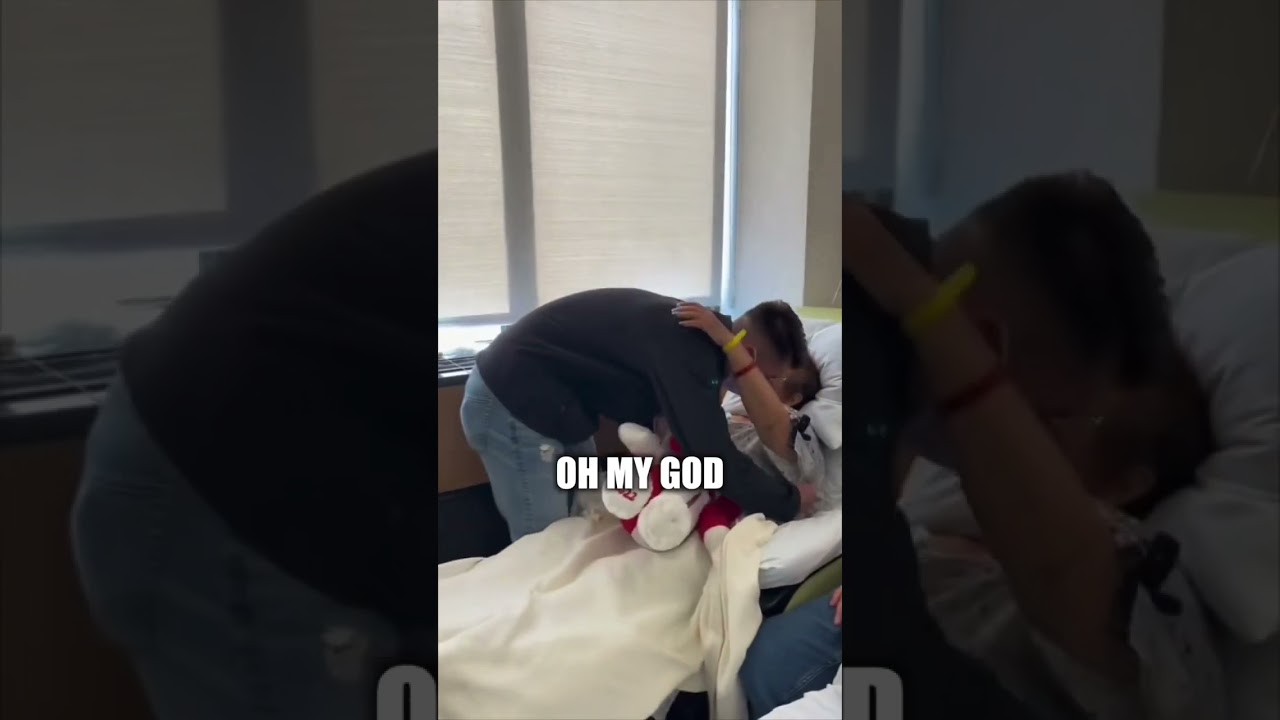 He came home from the U.S. Air Force to surprise his grandma in the hospital ❤️