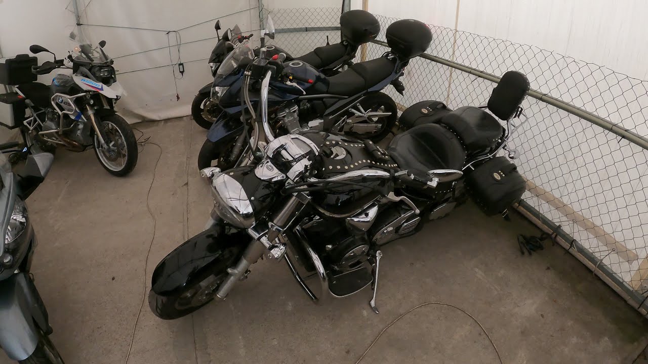 Yamaha XVS 1300A - sprzęgło i wycieki