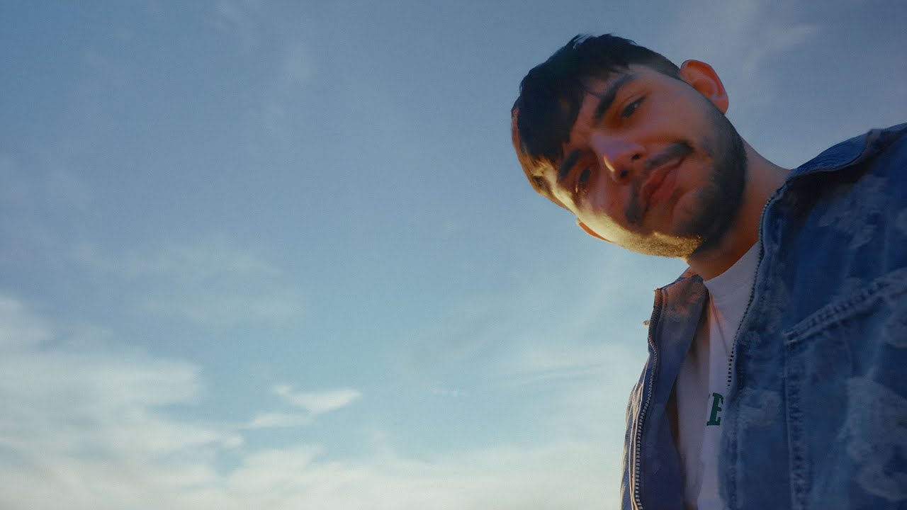 Tecsan - Mai stai (Videoclip Oficial)