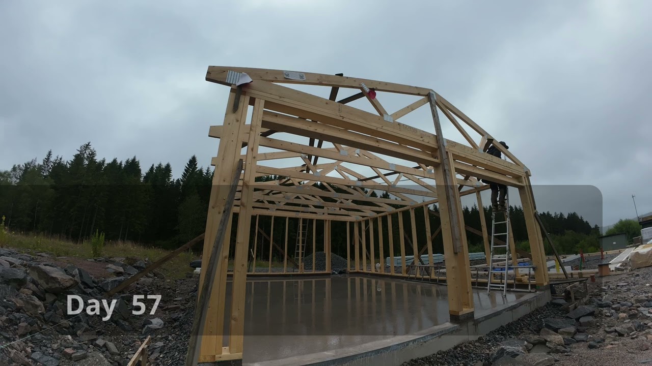 E24. Roof truss adjustment and stabilization with wind cross