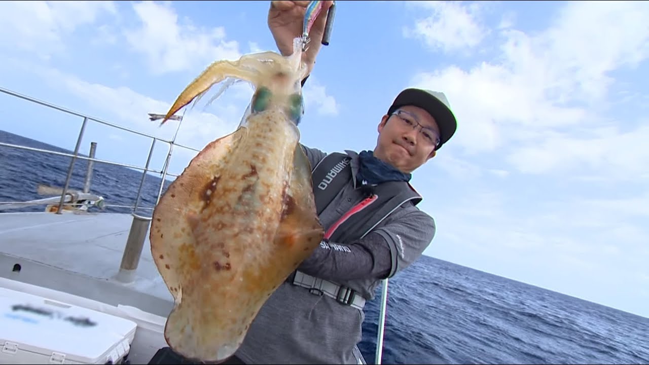 【釣り百景】#235 沖縄ボートエギング 巨大アオリイカとの迫力ファイト