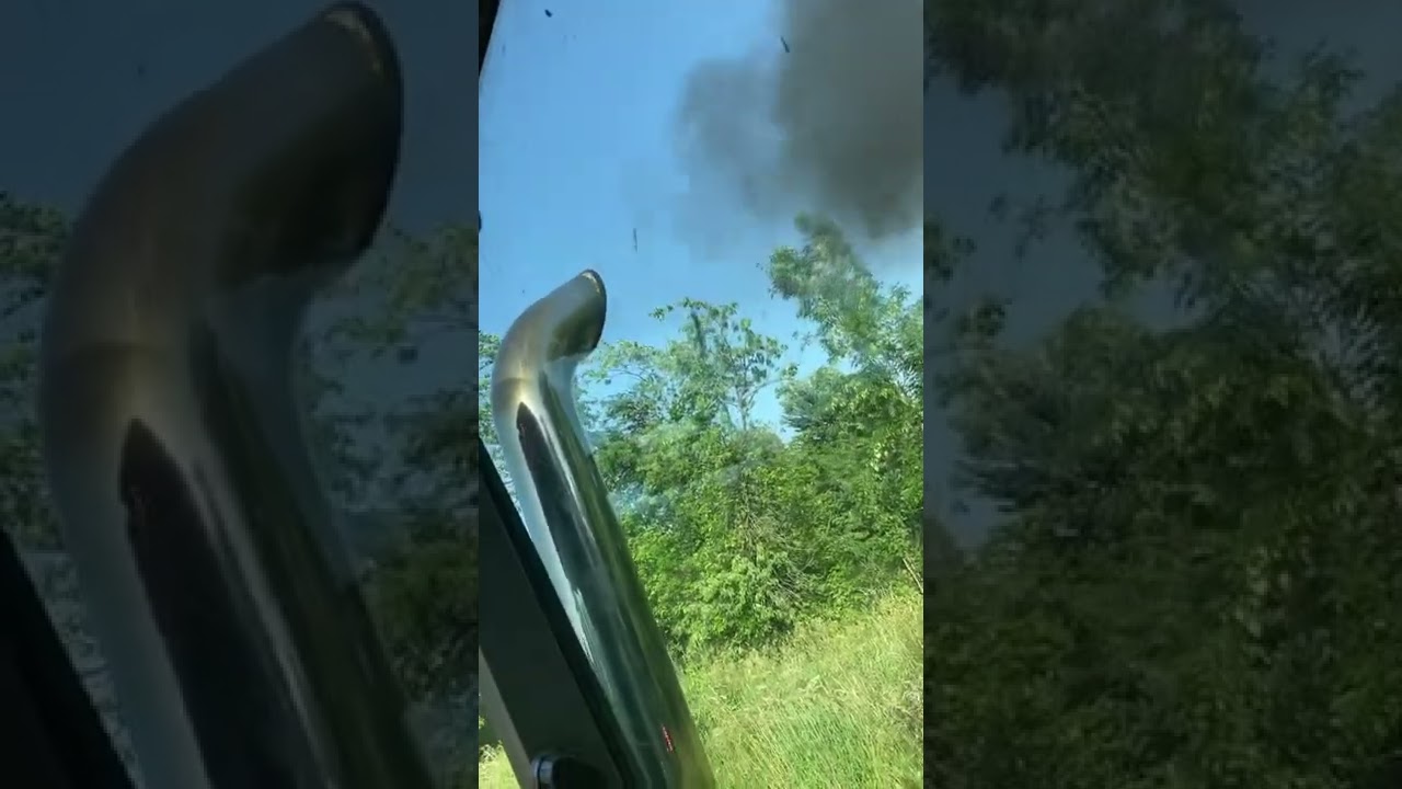 7140 blowin smoke #tractor #smoke