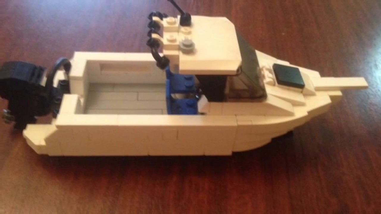 TUTORIAL: How to build a LEGO boat!