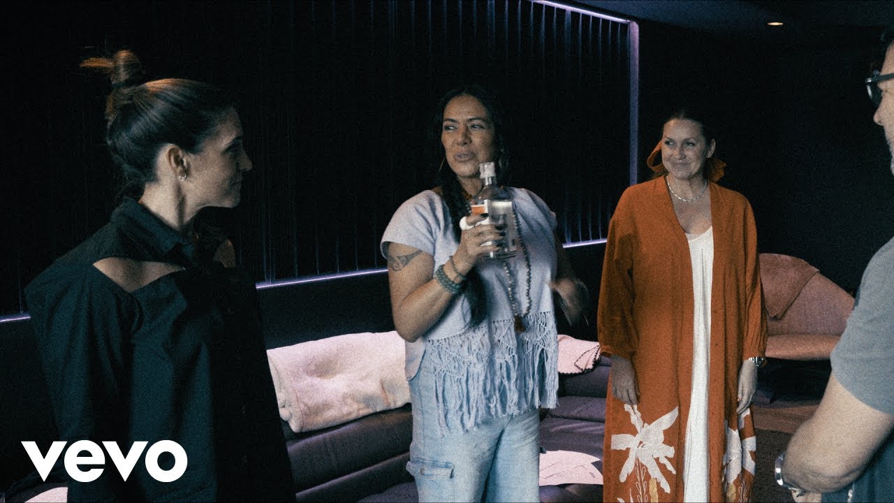 Lila Downs, Niña Pastori, Soledad - Mezcalito (Behind the Scenes)