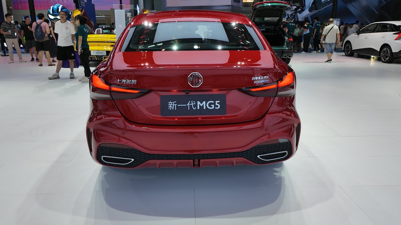 2025 MG5 exterior (red) interior space video