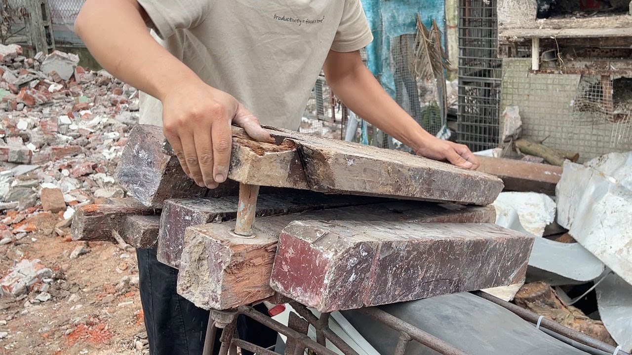 Creative And Effective Wood Recycling Ideas // Build A Sturdy Table From Old Logs