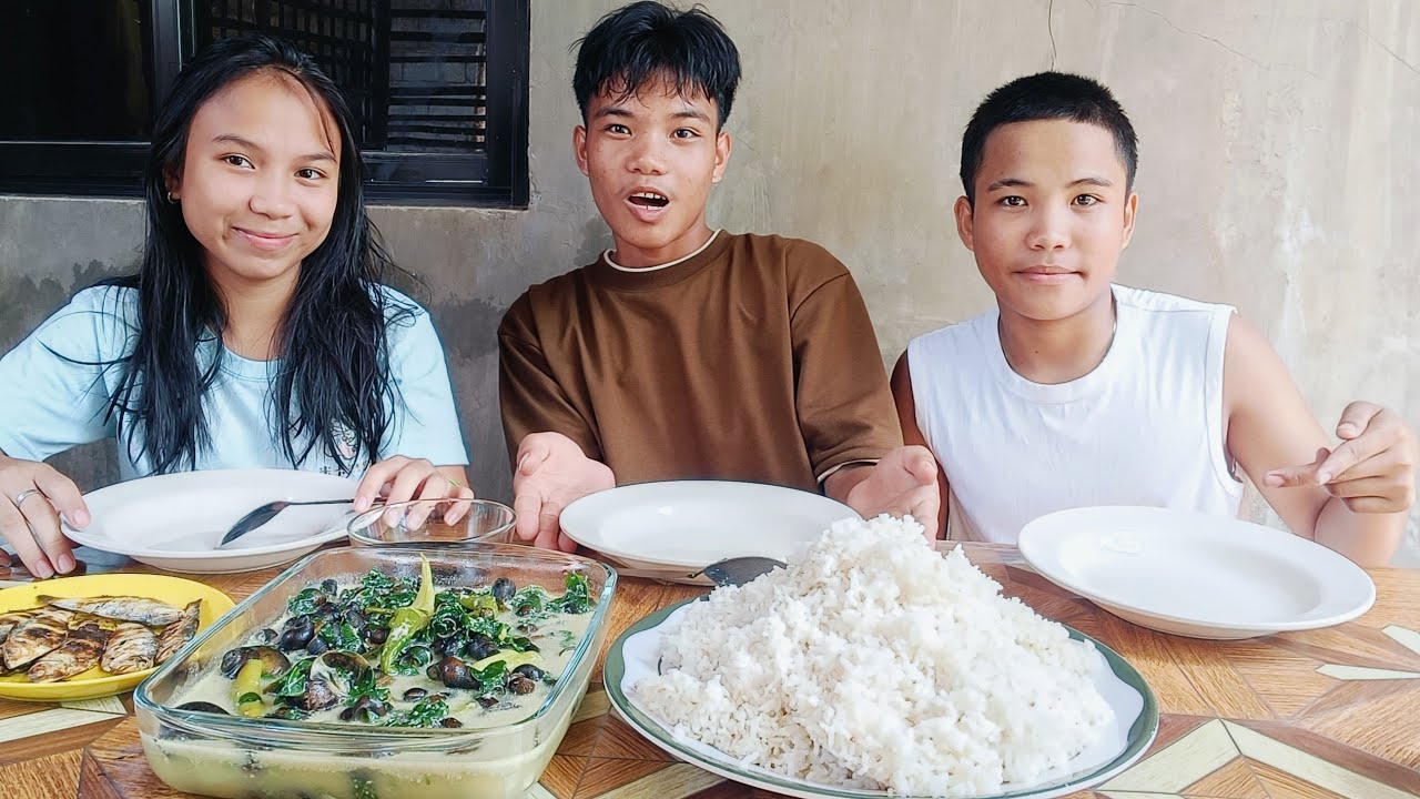 GINATAANG SUSO WITH INIHAW NA TAMBAN DAING FOR LUNCH 🤤🌶️
