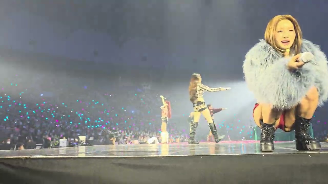 2026 02 21 아이들 콘서트 돌출