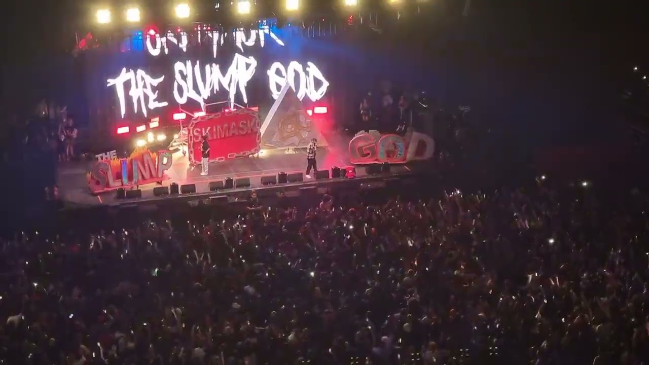 Ski Mask The Slump God - Take A Step Back - XXXTENTACION, Live @ Grey Tour 2022 Las Vegas- LIT Crowd