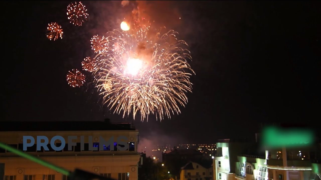 Праздничный салют на день города Тюмень 2018