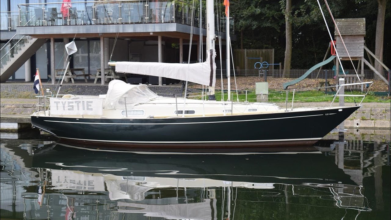 Contessa 32