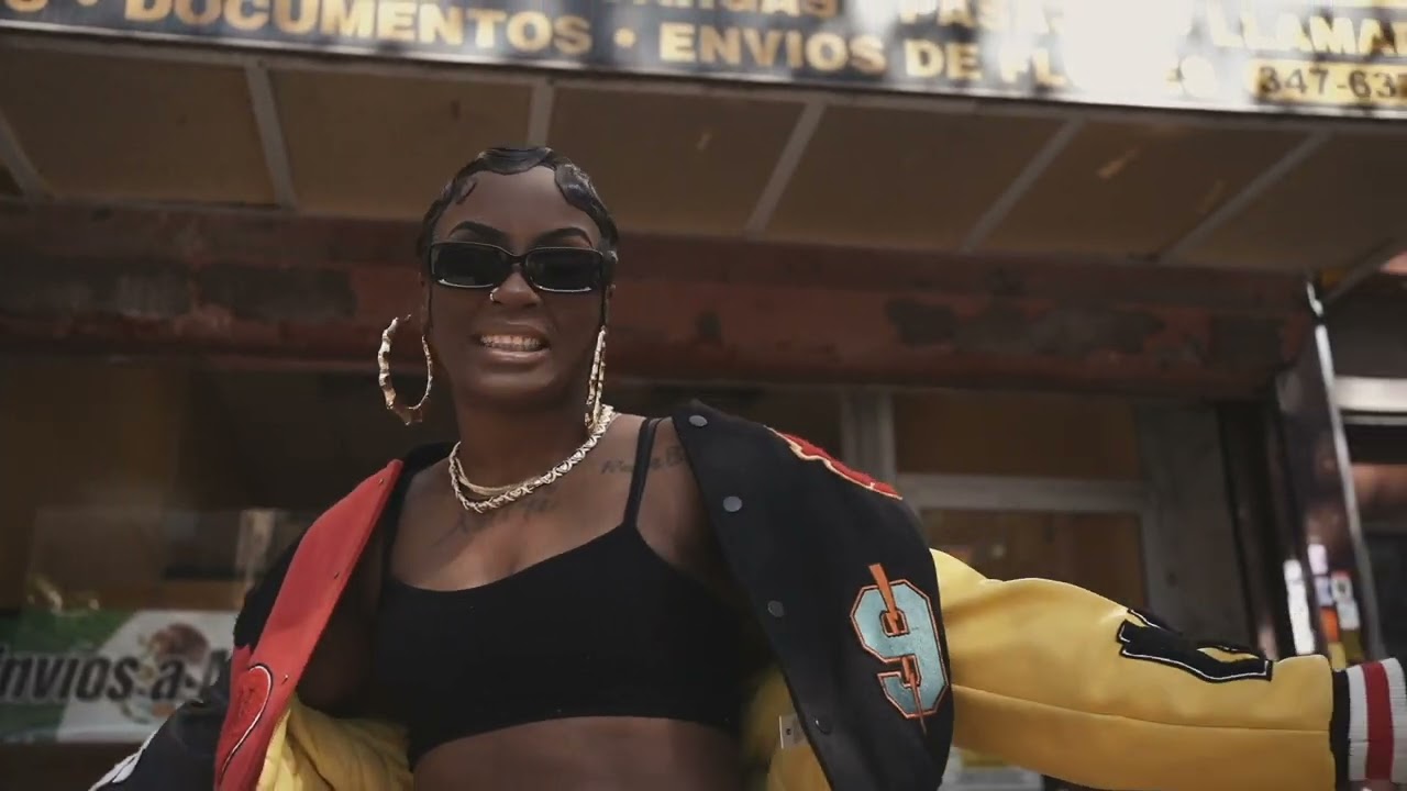 Monique The Star - Hurt Me (Official Music Video)