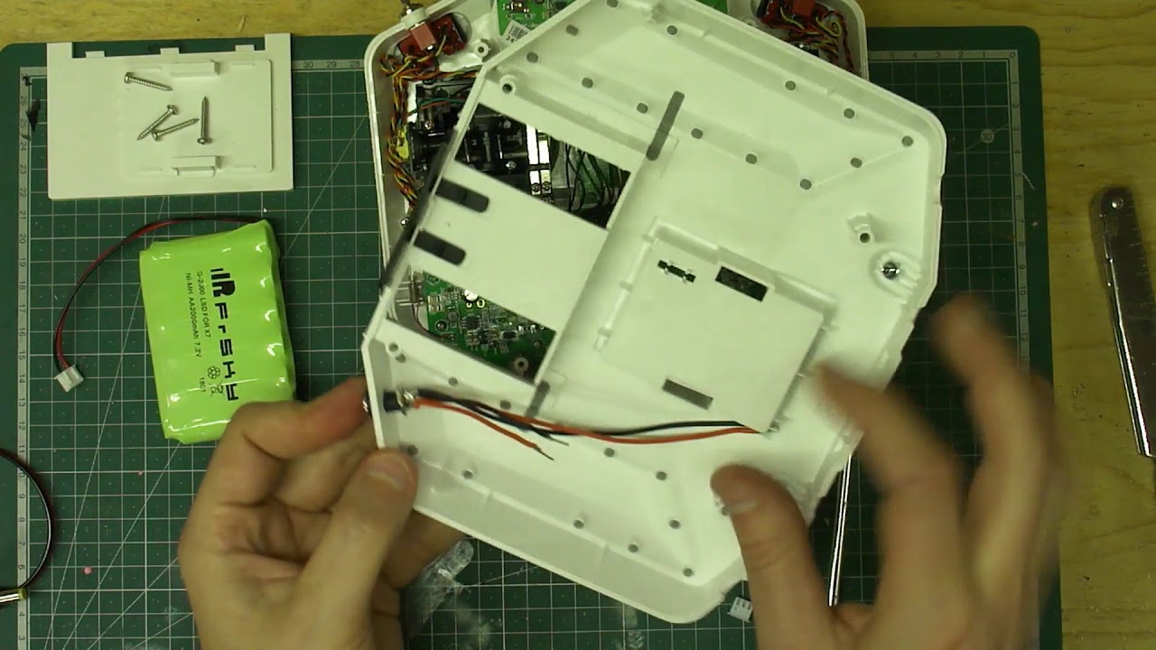 Taranis Battery mod and charge port from Banggood