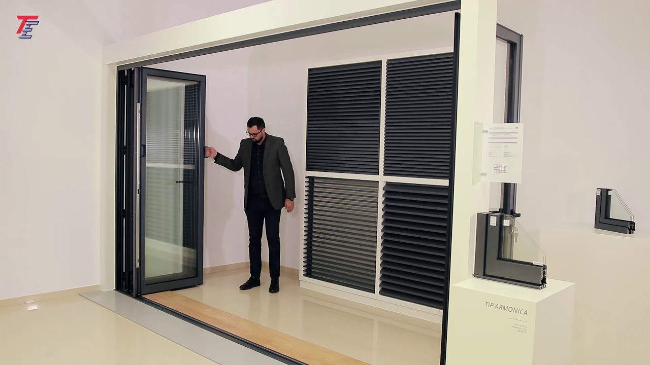 Cortizo Bi-Fold+ | Sistem de uși pliabile tip armonica din aluminiu produse de TermoExpress.com
