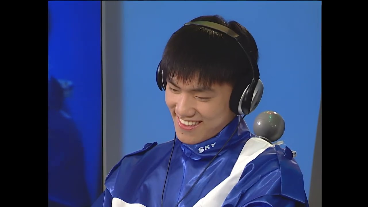 AI 업스케일 | [2001.11.16] 2001 SKY배 온게임넷 스타리그 16강 A조 5경기 (크림슨 아일즈) 조창우(Zerg) vs 박정석(Protoss)