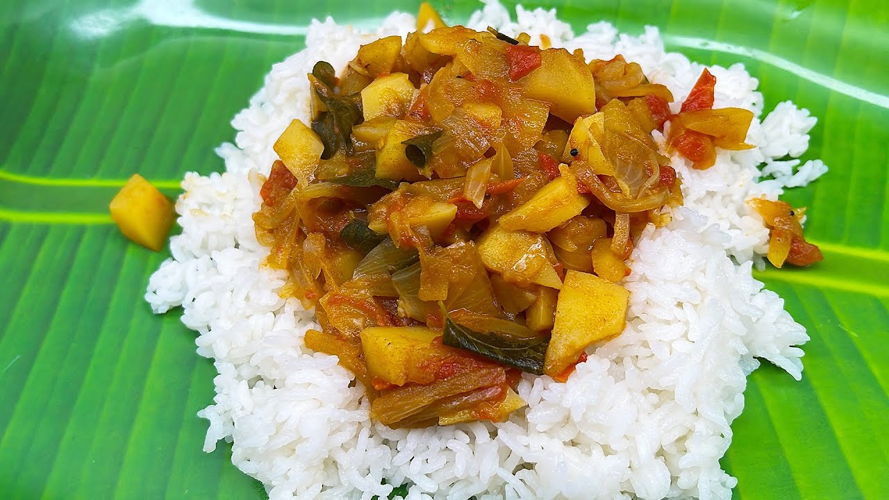 உருளைக்கிழங்கு குழம்பு | Urulaikilangu kulambu in tamil |  Bachelor Recipe | Potato Gravy in tamil