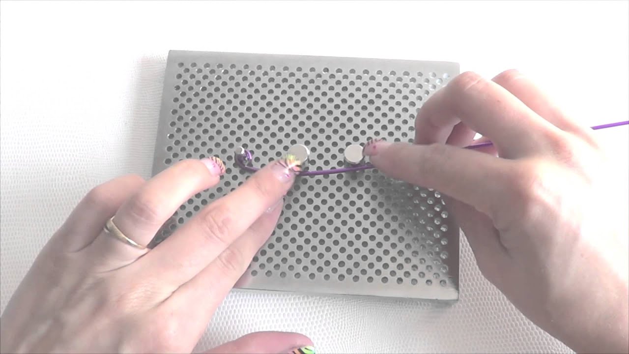 ► [ TUTO ] Planche Wig Jig Bracelet en Fil Alu Chaîne dos de chien
