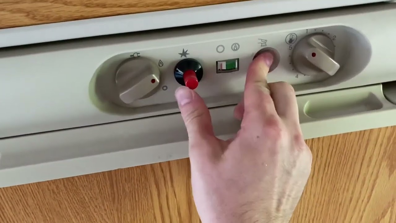 De winterization of Winnebago Vista 21b 2004 Volkswagen