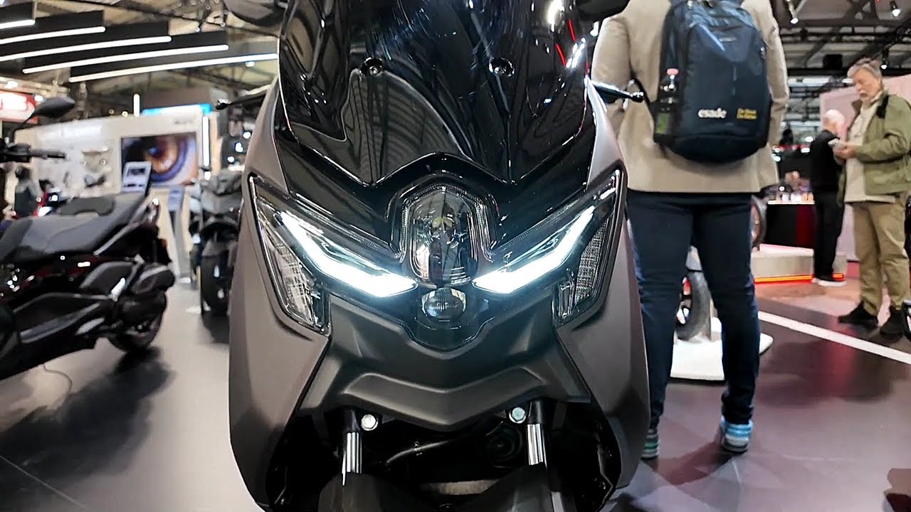 2025 New Yamaha NMAX 125 Tech MAX  - Review Walk around