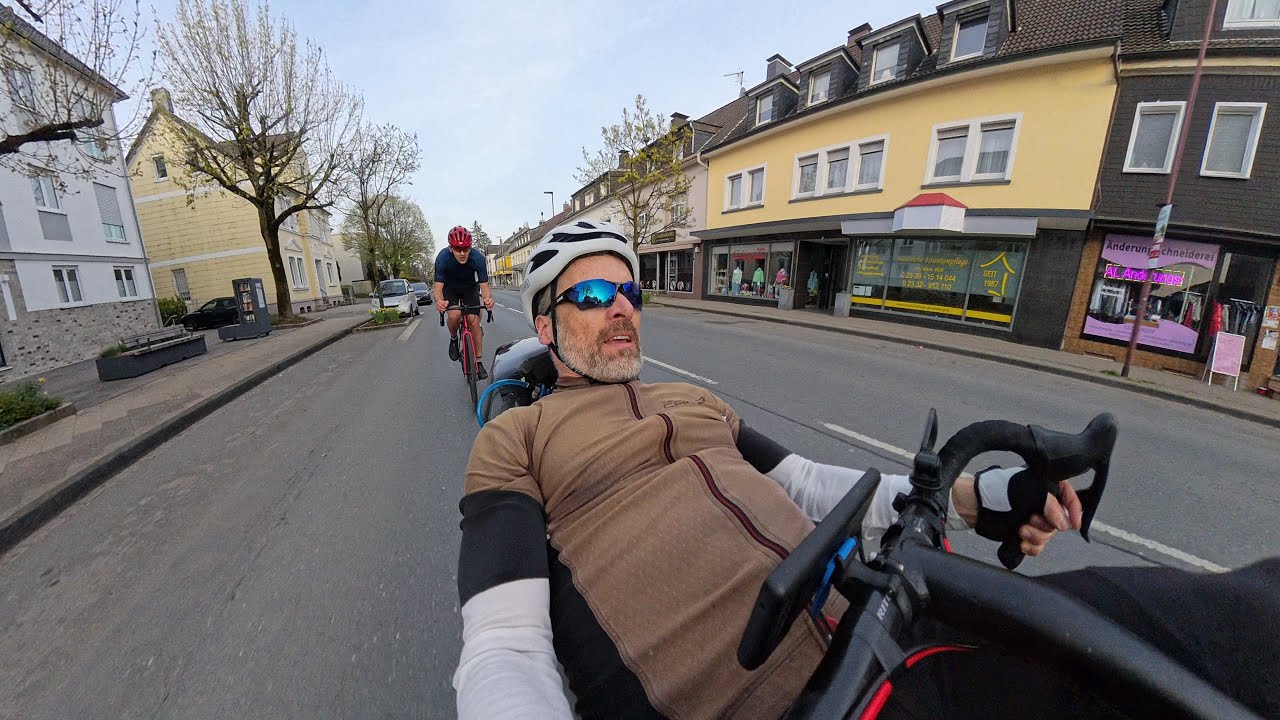 Chased by road bikes on Cruzbike Vendetta V20