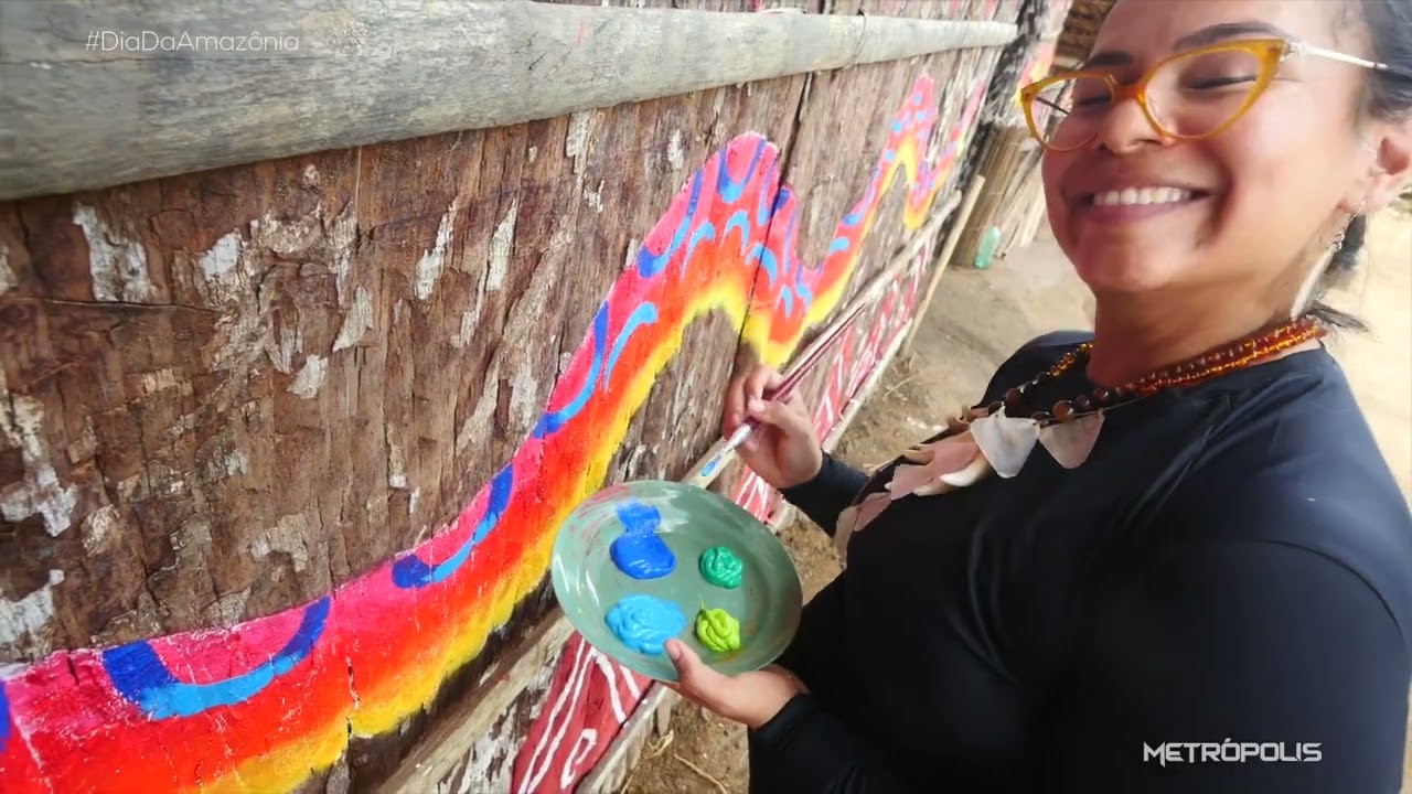 ANCESTRALIDADE, MAGIA E ARTE , Maloca TUKANO no meio da Floresta Amazônica