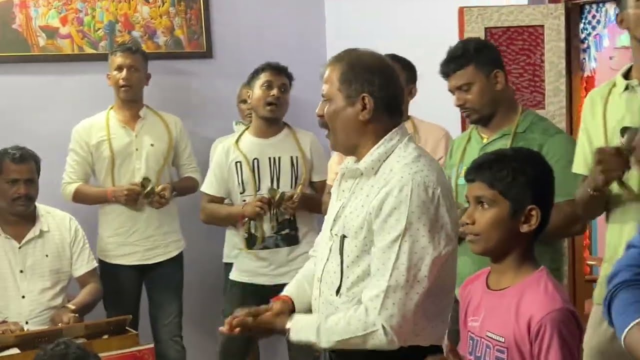 तुझ्या मुरलीचा ध्वनी अकल्पित पडता कानी | omkar bhajan mandal pendur #konkan #bhajan2024 #gavlan