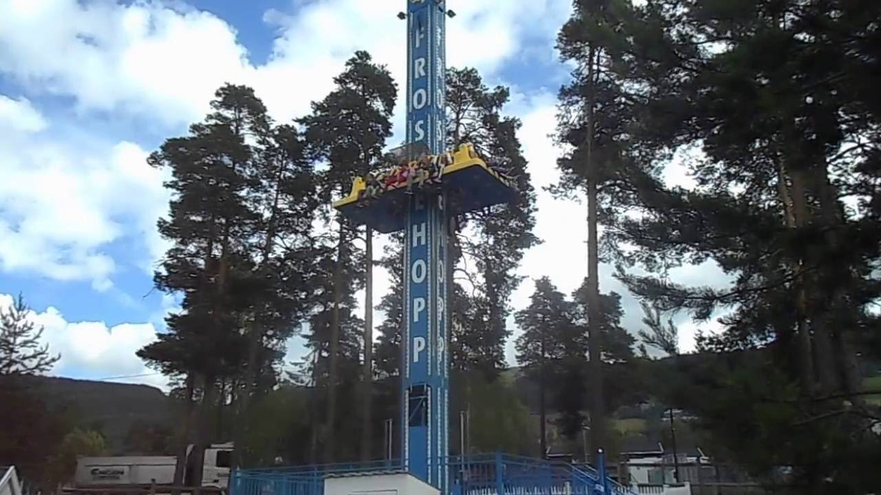Olas froskehopp i Lilleputthammer familiepark