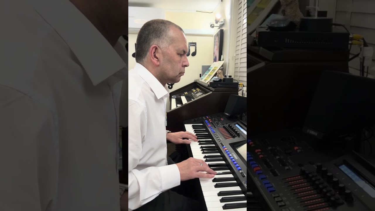 This is My Way played on Yamaha Genos 2