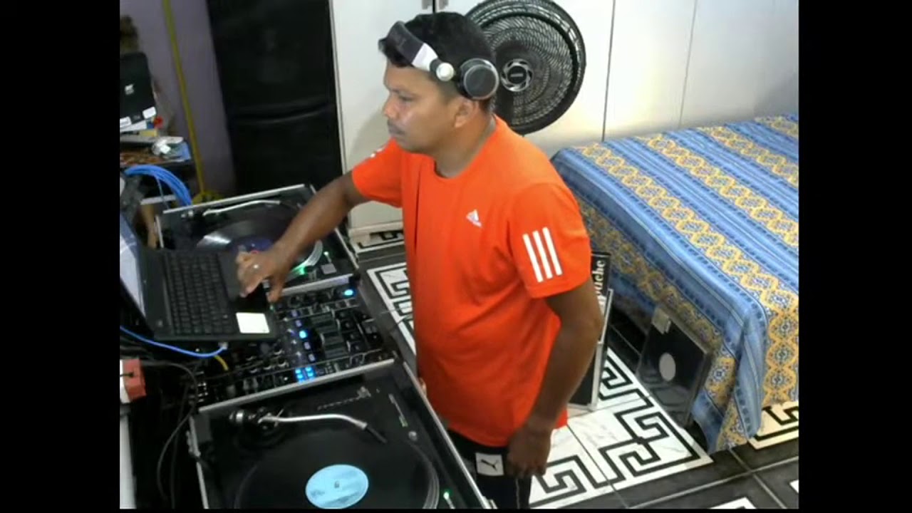 As melhores do Euro Dance Dj Gatuno (Apresentação no Canal Retrô Hit's dia 12 10 2020)