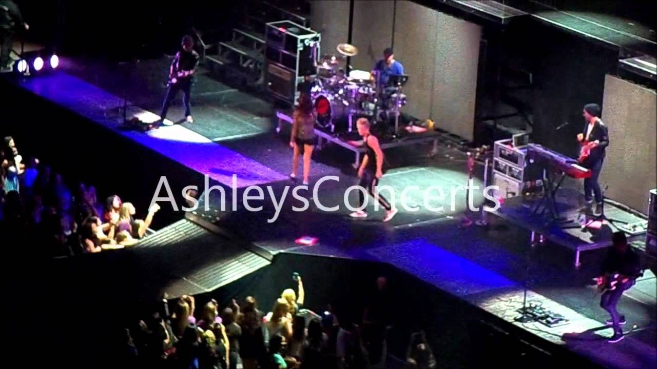 Carly Rae Jepsen and Cody Simpson - Good Time - Live Rose Garden - 10.8.12.
