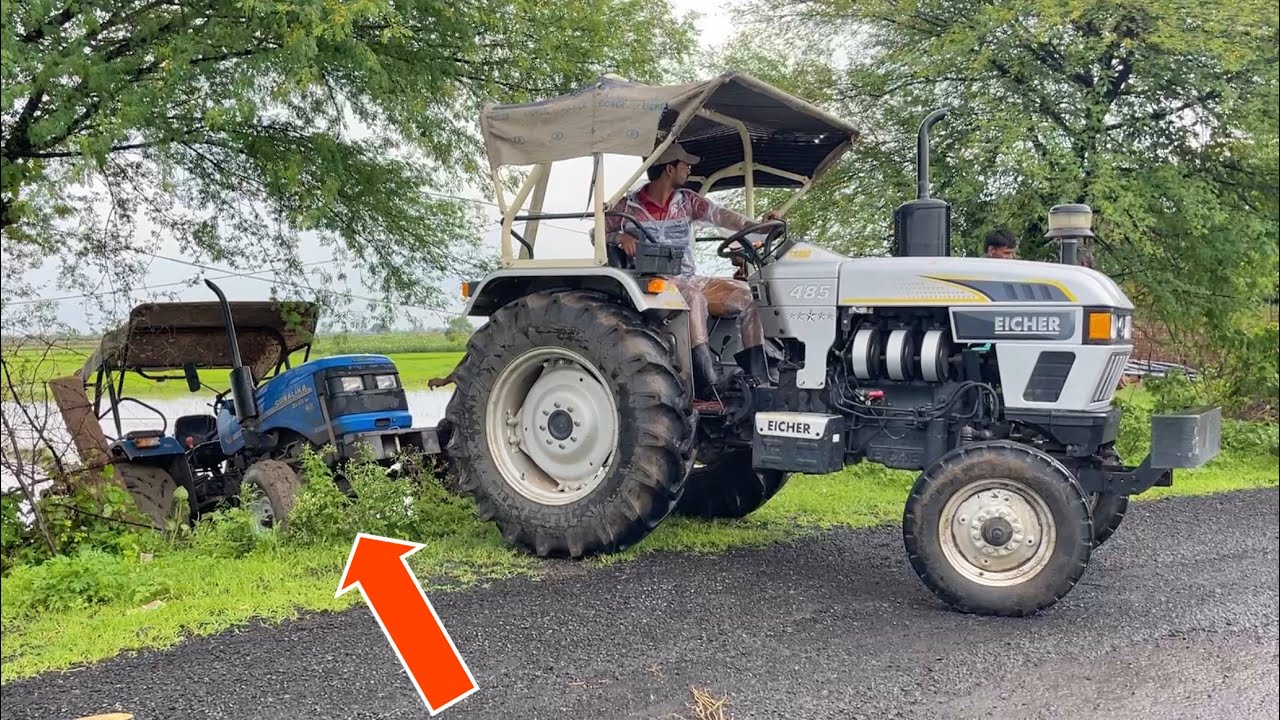 Sonalika Di 60 Rx застрял в грязи. Наш самый мощный трактор застрял. Eicher 485 тянет.