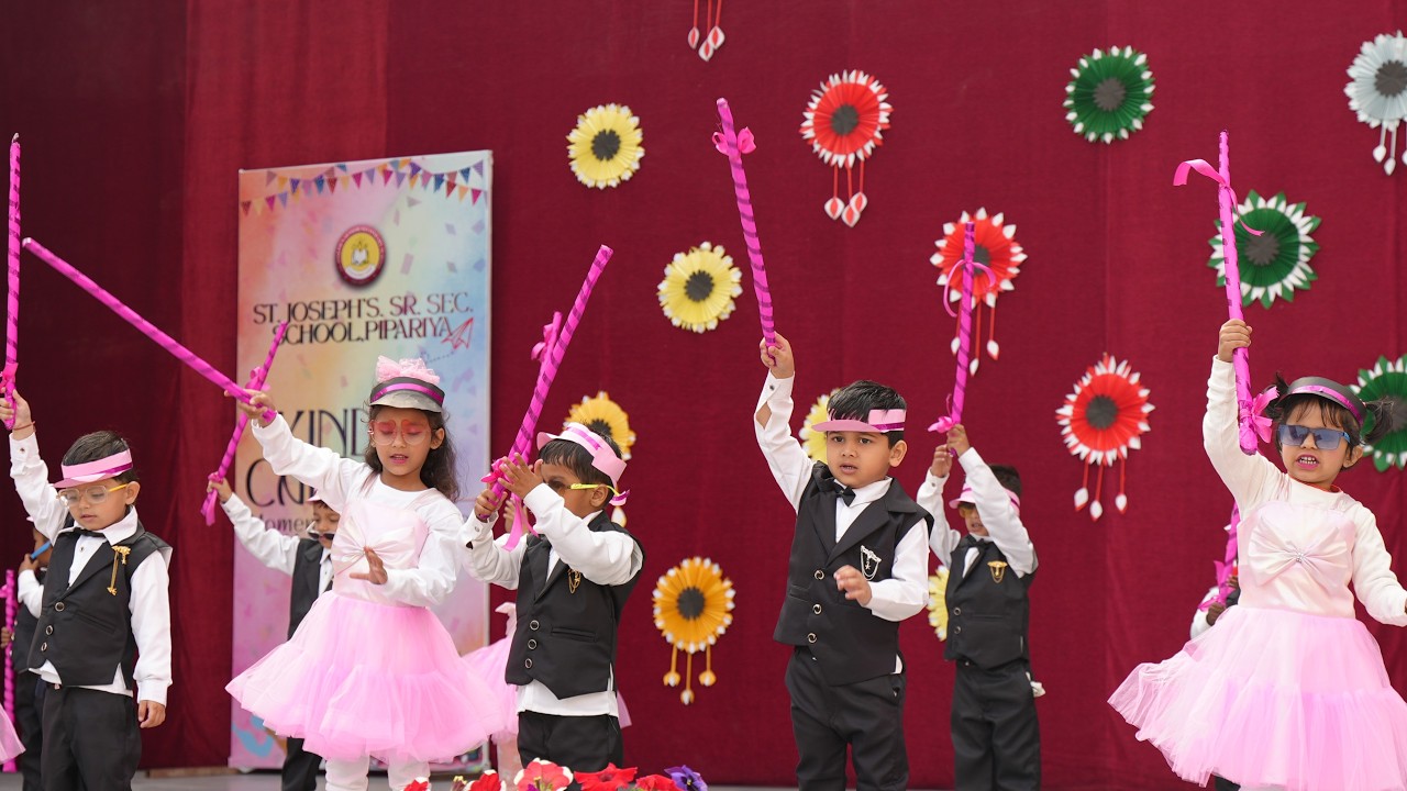 Nursery Dance | Kinder Carnival Pre-primary Annual Function | St. Joseph's School, Pipariya