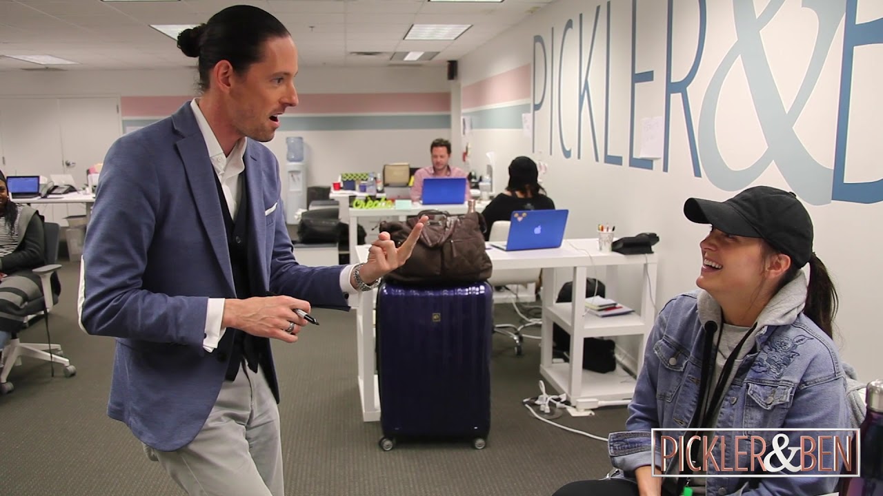 Mentalist Wayne Hoffman Reads The Mind Of A Pickler & Ben Team Member! - Pickler & Ben