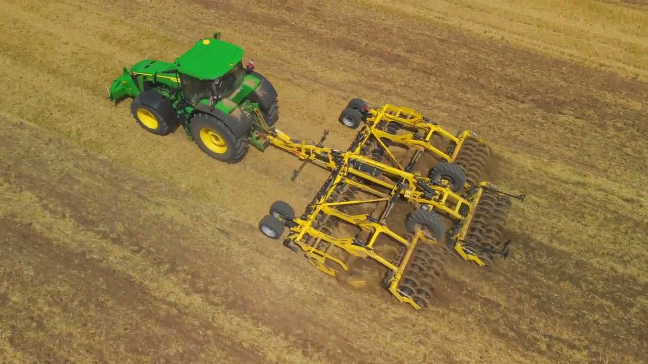 John Deere 8R 410 🦌 + disc cultivator Bednar SwifterDisc XO 7500 profi Czech