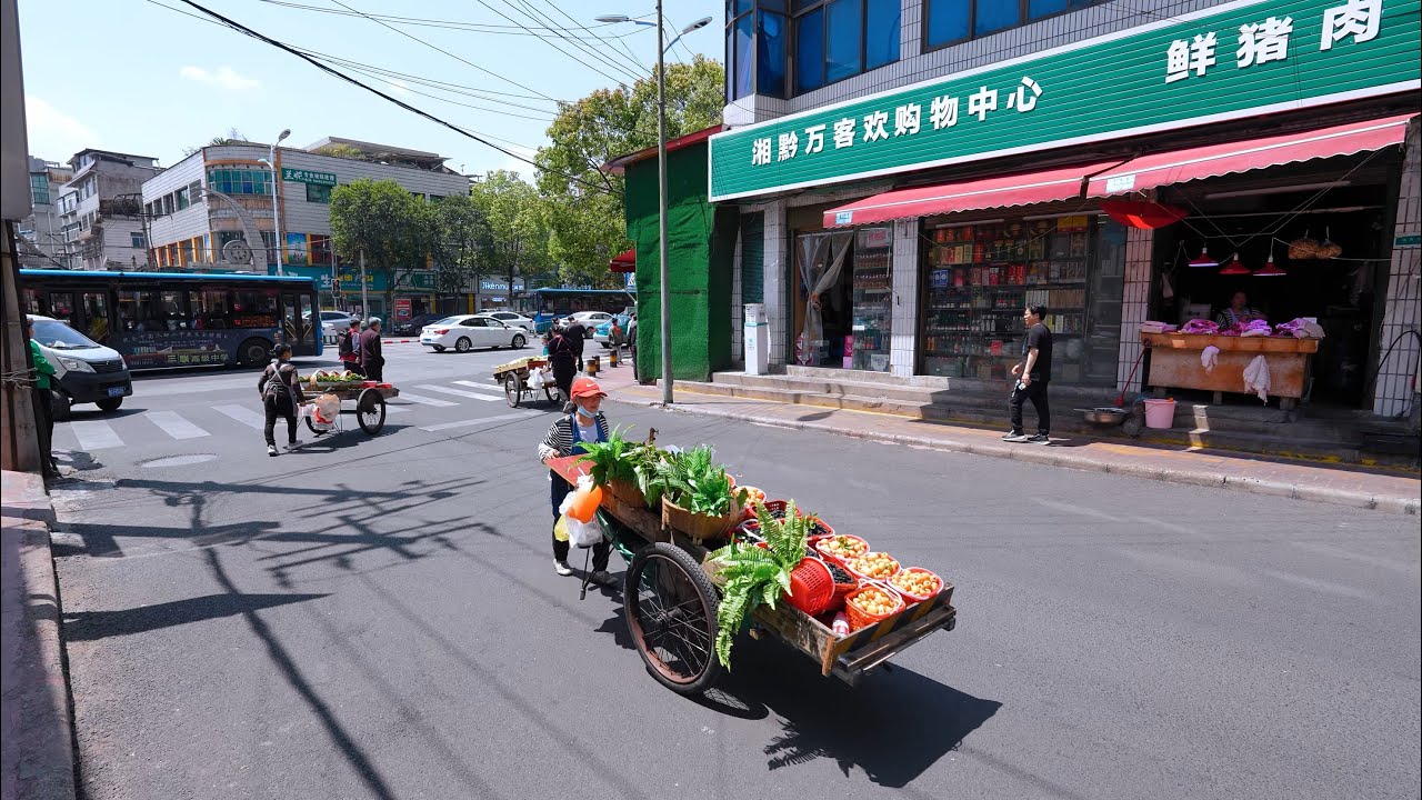 Ordinary streets, ordinary people's lives，Anshun, Guizhou, China【4K 50P】