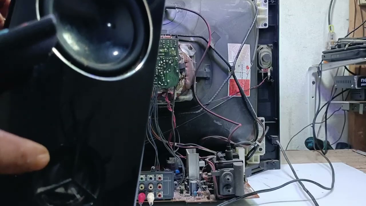 Tv LG pierblack Gambar ada suara tak ada | ternyata cuma ini nya yang rusak