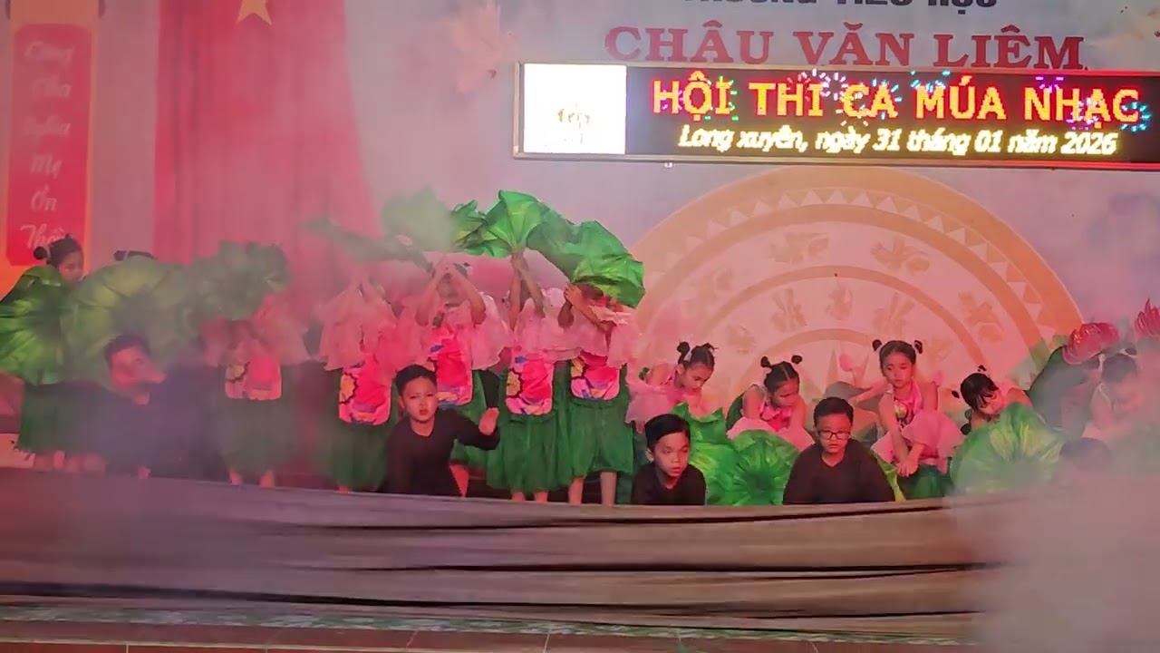 MÚA SEN BÙN TẬP THỂ LỚP 4C CHÂU VĂN LIÊM LX