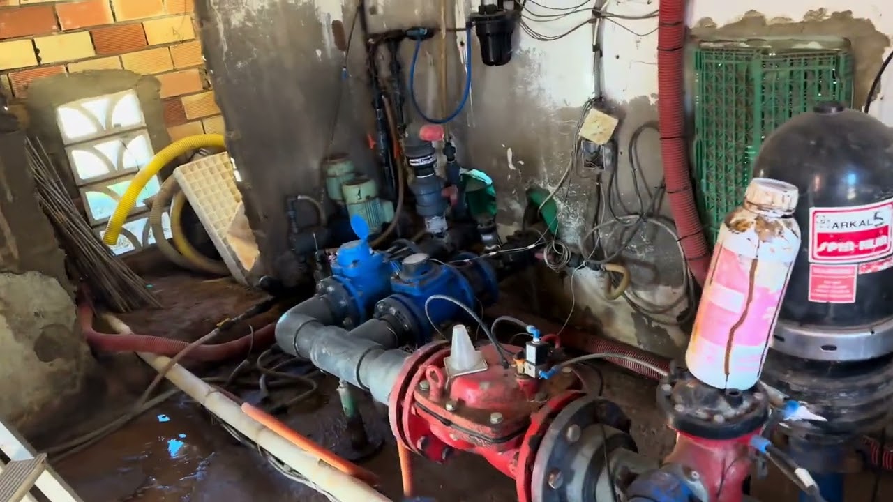 Inundații și diguri sparte în Valencia la șfârșit de an