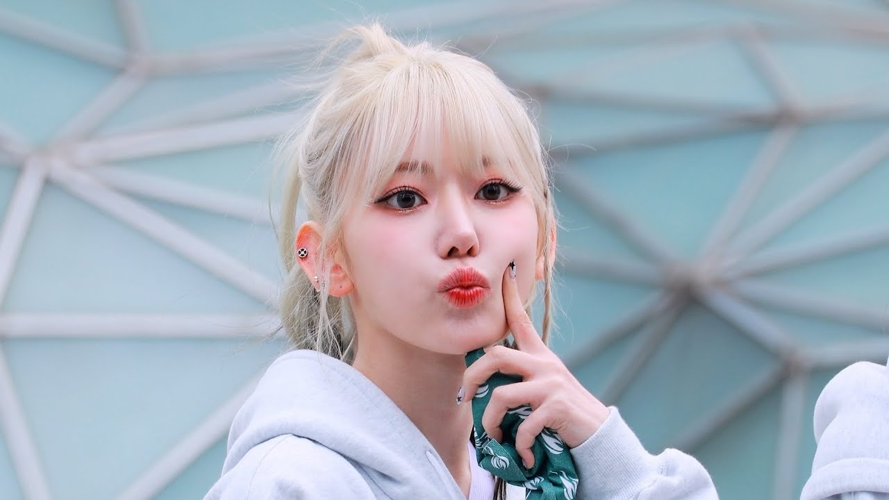 240229 르세라핌 사쿠라 '미니팬미팅' 직캠 LE SSERAFIM Sakura 4k Fancam @엠카운트다운 Mini Fanmeeting