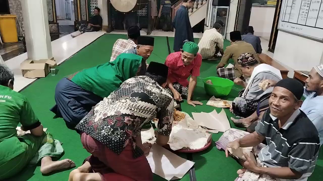 Suasana khataman darusan 1447/2026 di masjid al istiqomah yosowilangun lor