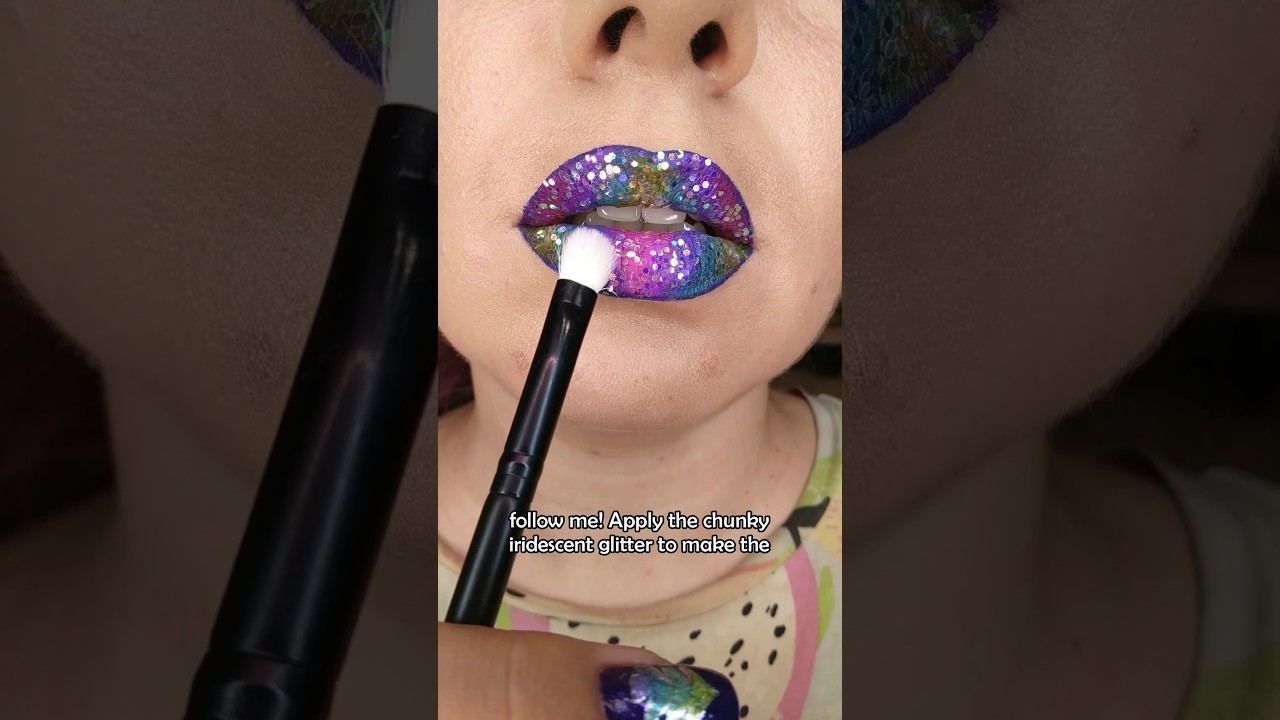 Double holo method for your glitter lips! ✨